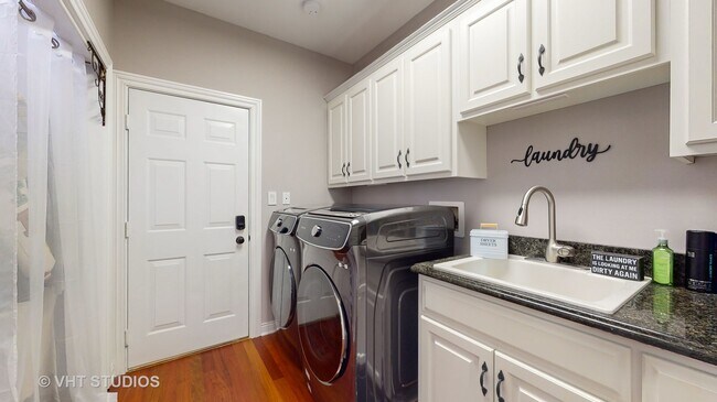 Building Photo - 21334 Sage Brush Ln