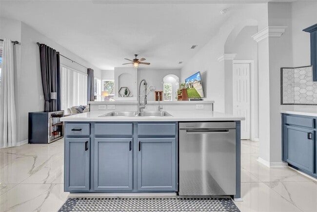 Building Photo - 4455 Gevalia Dr