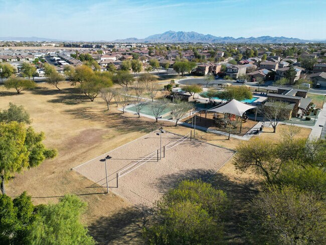 Building Photo - 3 bedroom Home!!