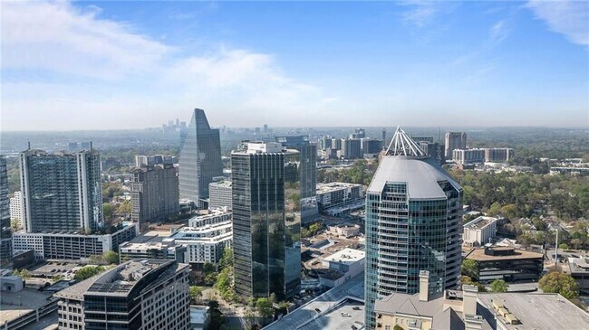 Building Photo - 3338 Peachtree Rd