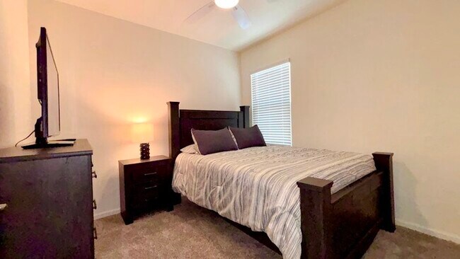 Building Photo - New Star Valley Home (3 Bed/2 Bath)