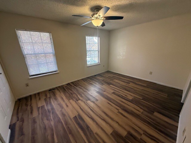 Building Photo - 78 Cheshire Dr