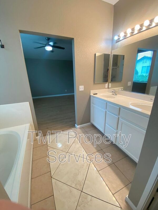 Building Photo - 8966 Forked Creek Way