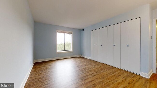 Building Photo - 3100 S Manchester St