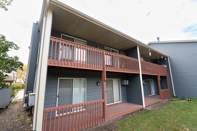 Building Photo - 774 Terrace Ct