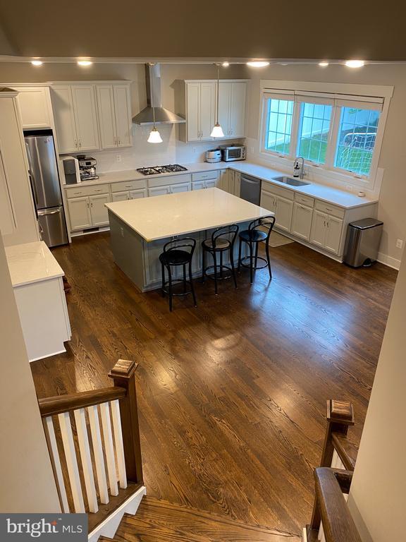 Building Photo - 2233 N Underwood St