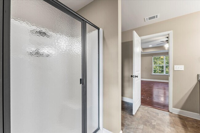 Building Photo - 2712 Big Dog Tr