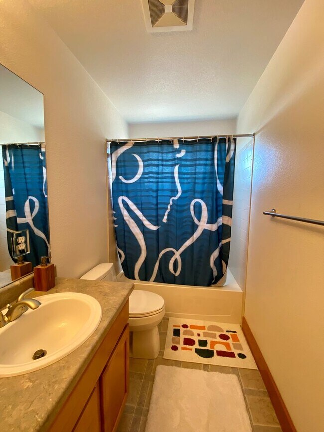 Building Photo - Immaculate 4 bed 3.5 Bath with Mountain Views and Unique Amenities!  Pet Friendly! Desirable 80922!