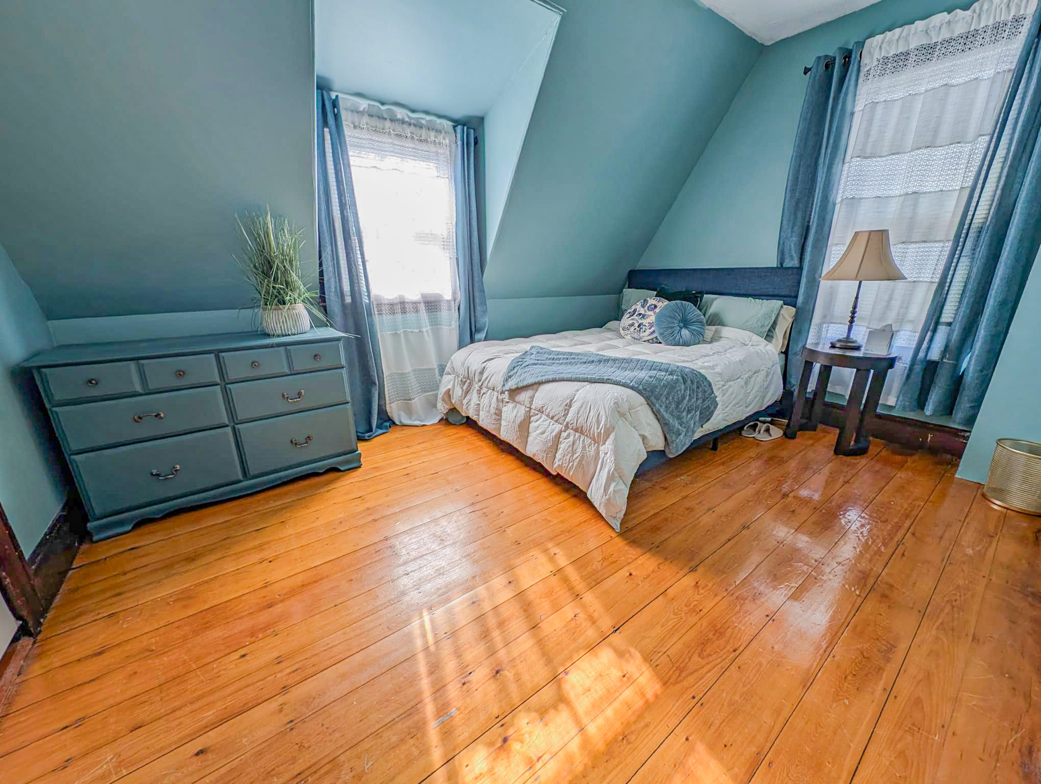 Building Photo - 15 Rosseter St