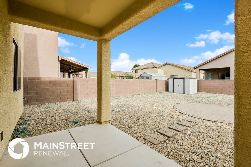 Building Photo - 12534 E Red Canyon Pl