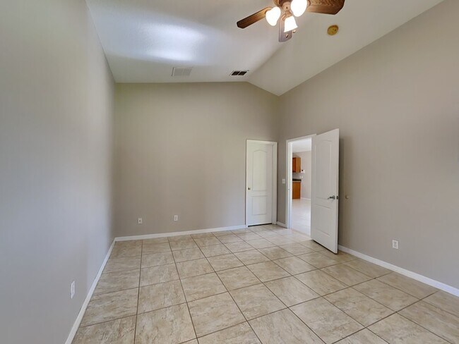 Building Photo - 12806 Sophiamarie Loop