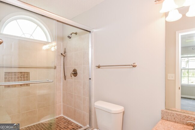 Building Photo - 412 Windstream Dr SW