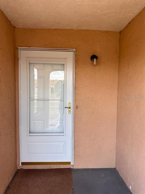 Building Photo - 350 Buttonwood Dr
