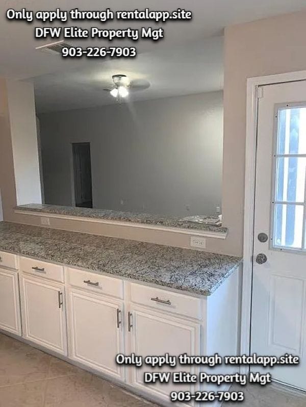 Building Photo - 468 Maplegrove Rd