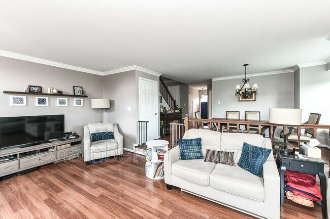 Building Photo - 21820 Leatherleaf Ct