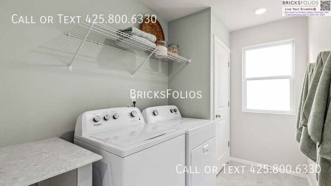 Building Photo - Craft Unforgettable Memories in Your Dream...