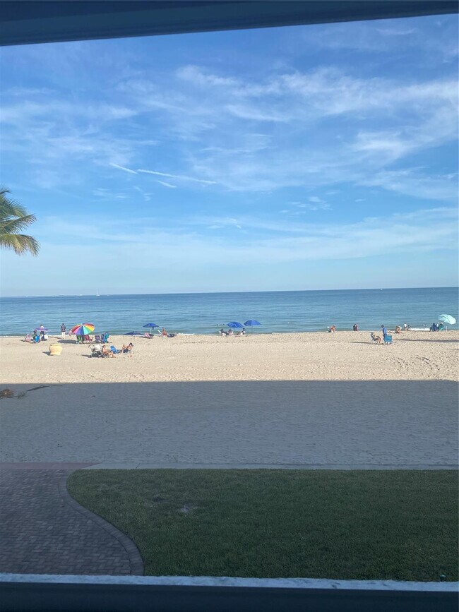 Building Photo - 1801 S Surf Rd