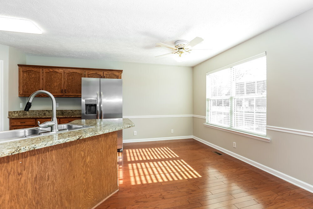 Building Photo - 2411 Amber Glen Dr