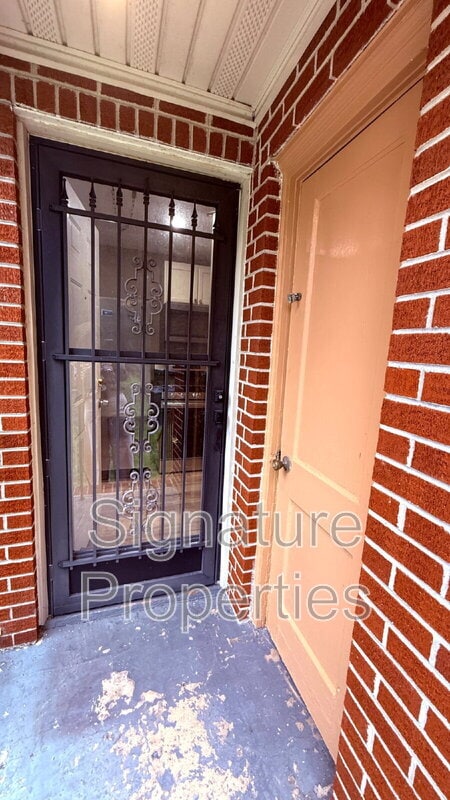 Building Photo - 401 Craven St