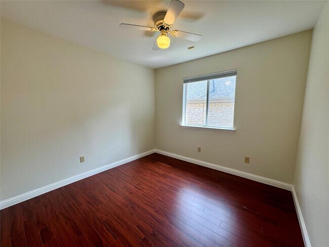 Building Photo - 8507 Bobcat Dr