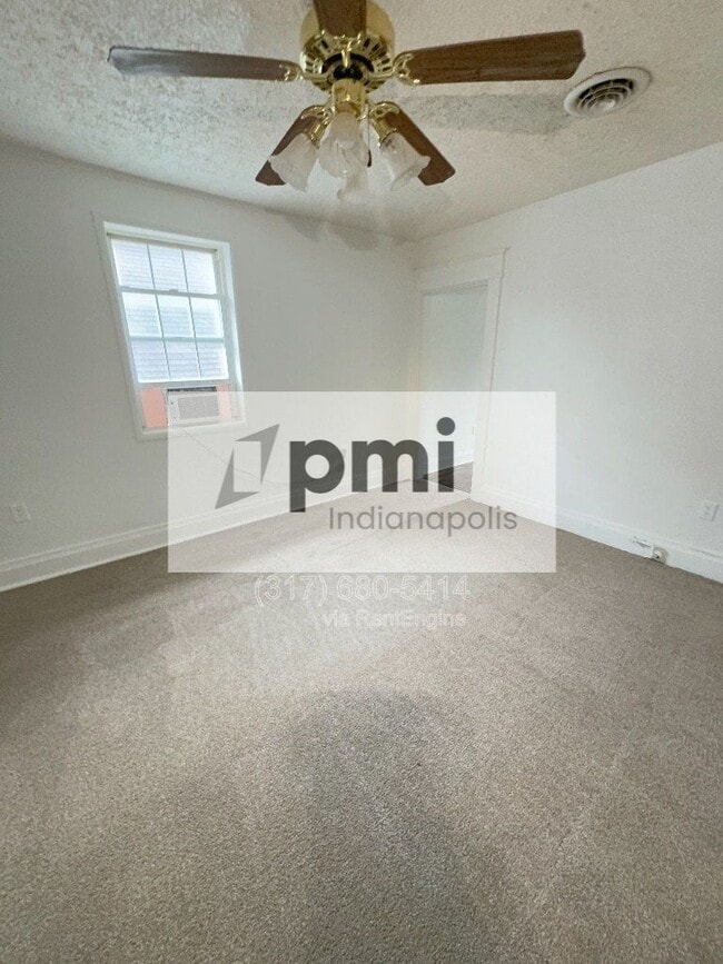 Building Photo - 955 S 22nd St