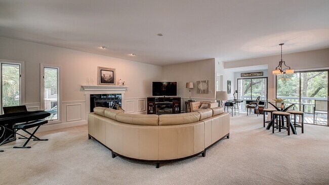 Primary Photo - 1332 Wallace Pate Dr