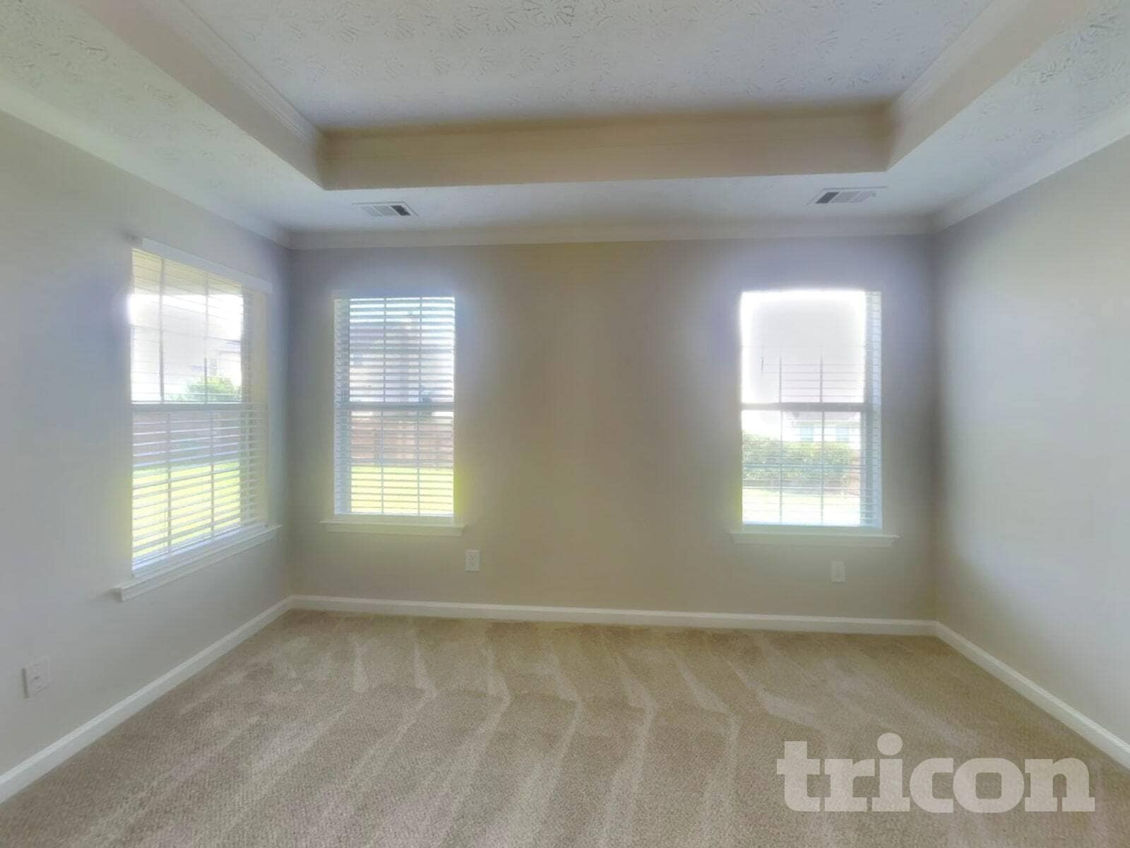 Building Photo - 1469 Buckingham Pl