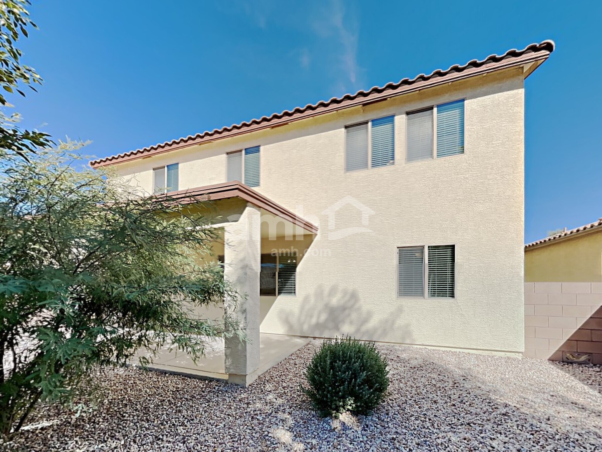 Building Photo - 8933 N Country Cove Tr