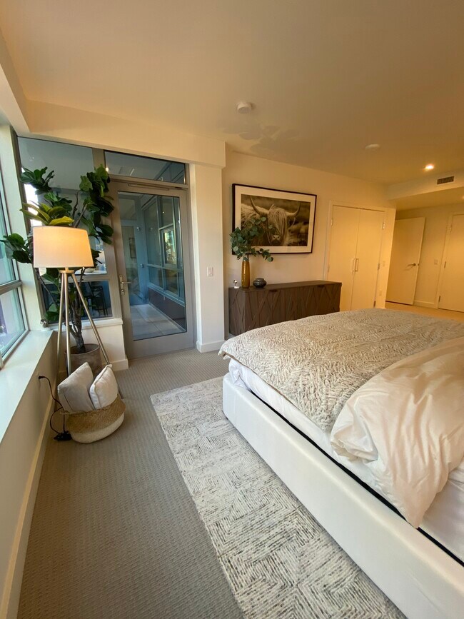 Connecting balcony from primary suite - 1388 Kettner Blvd