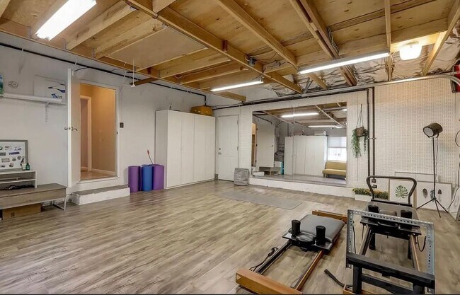Building Photo - SAN JOSE- Beautifully maintained home with a spacious backyard.