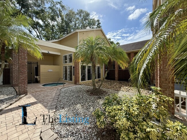 Building Photo - 8724 Mallard Reserve Dr