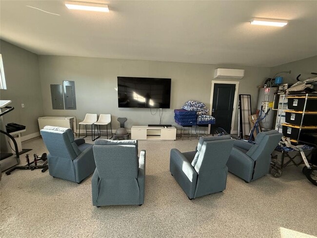 Building Photo - 410 Summit Ridge Dr N