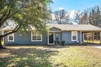 Building Photo - 617 Tupuna Dr