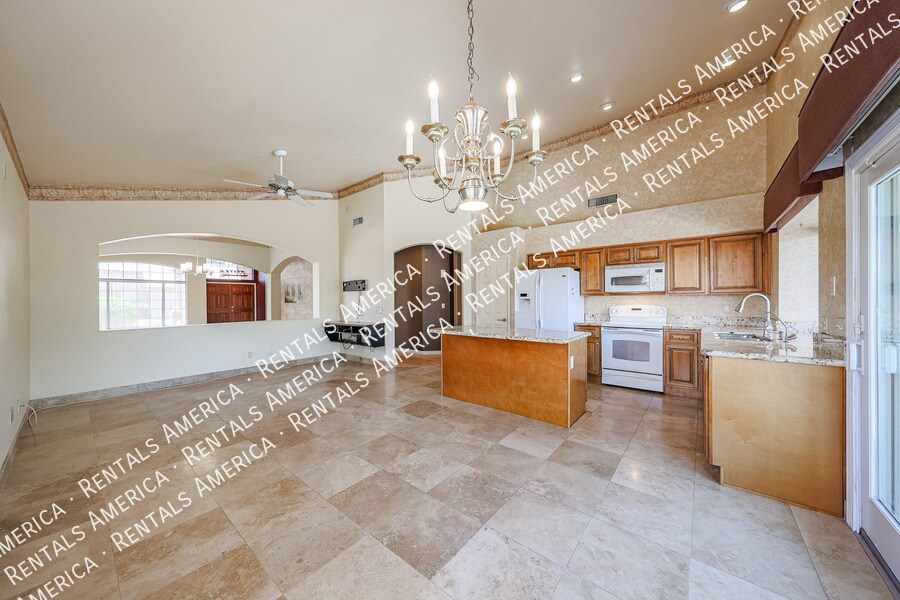 Building Photo - 15237 S 47th Way