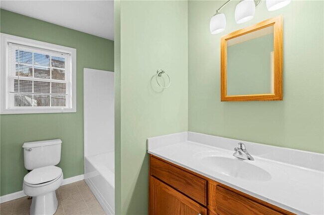 Building Photo - 35 Mapleville Main