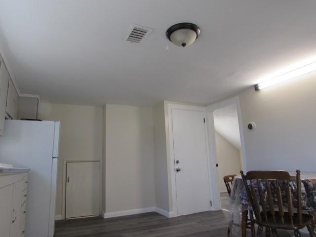 Building Photo - 21 Forest Ave