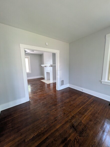 Building Photo - 313 Jacob St