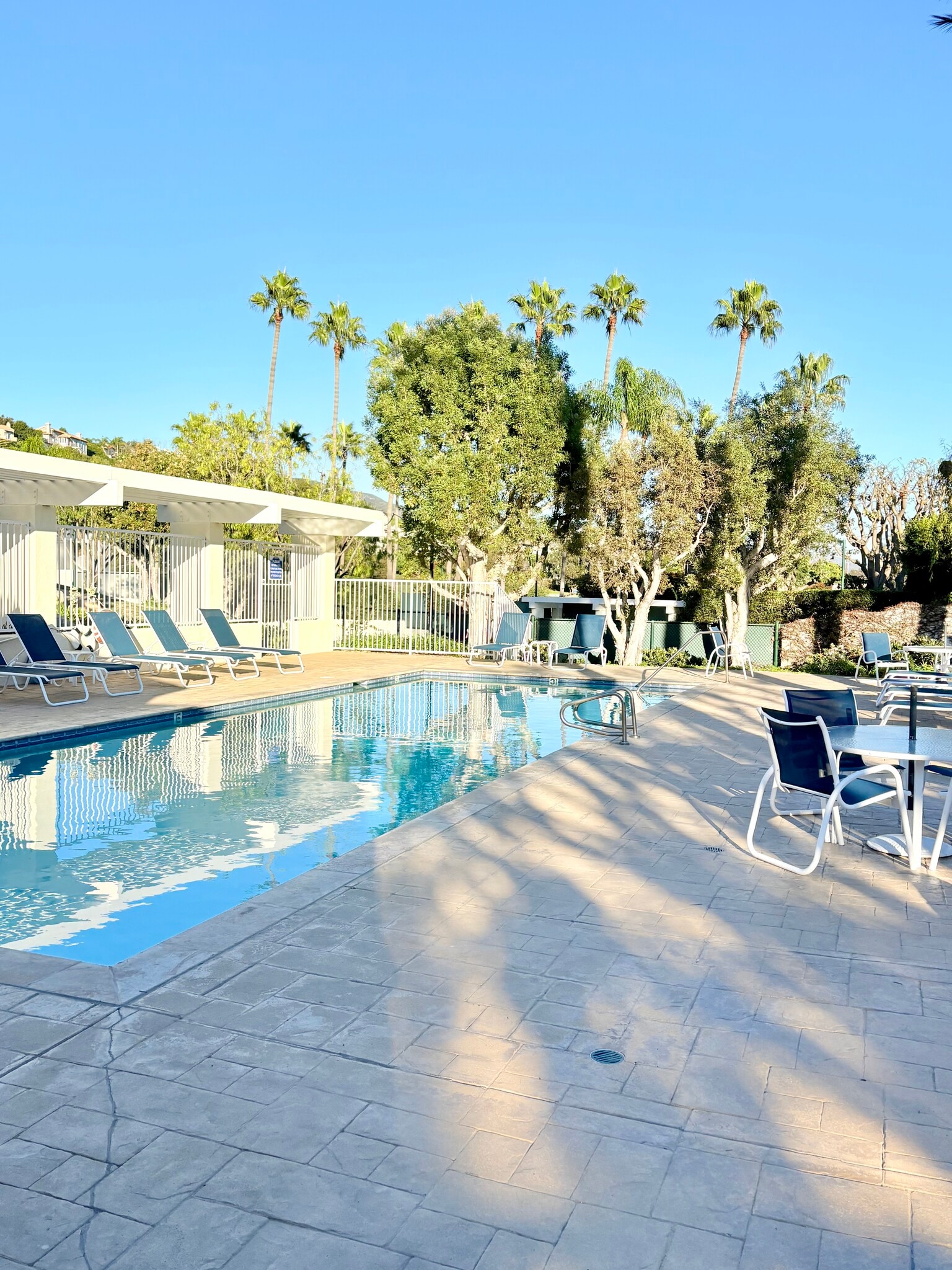 Pool And Jacuzzi - 6483 Zuma View Pl