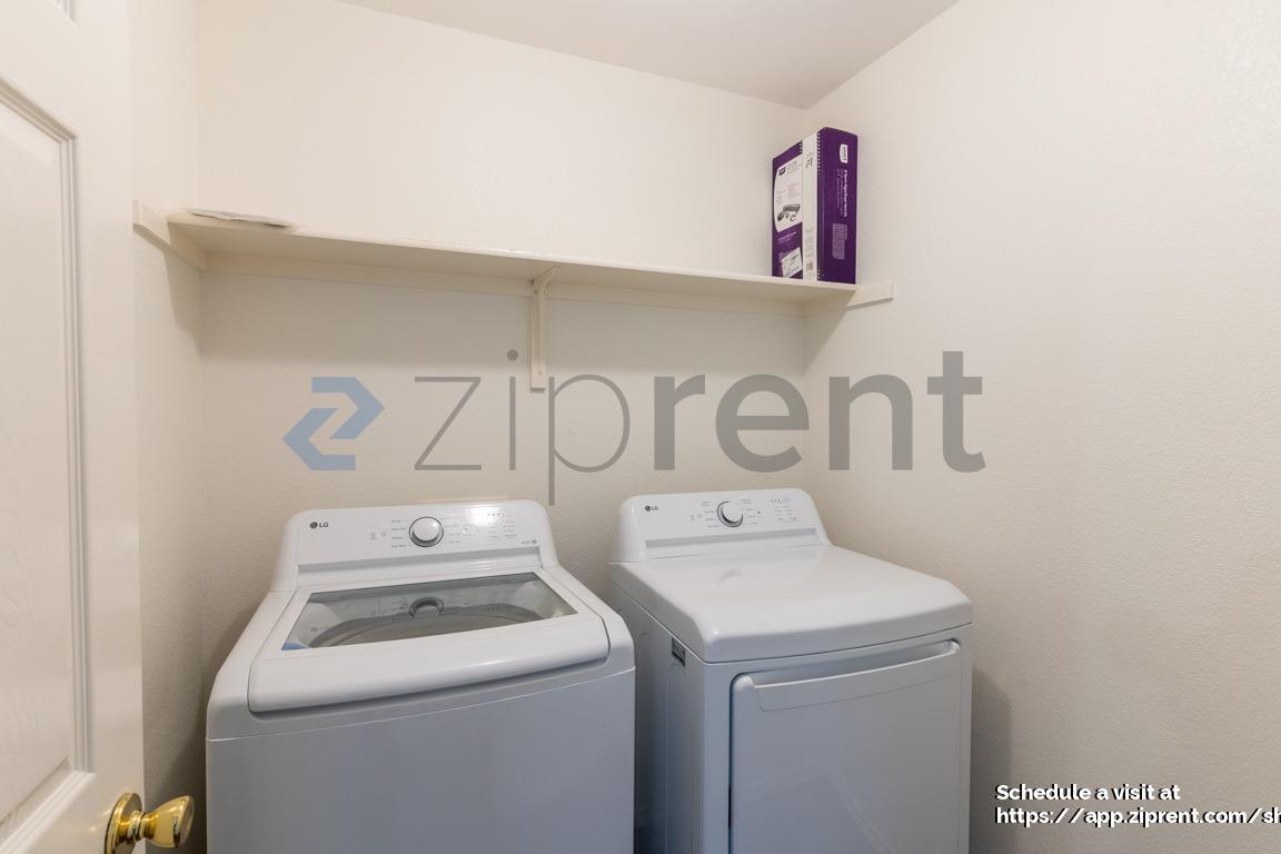 Building Photo - 16808 Bailey Jean Dr