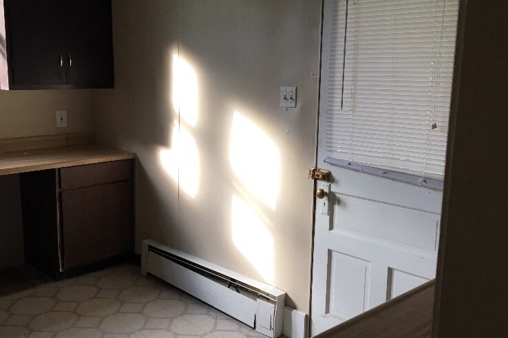 Kitchen - 1213 N Church St