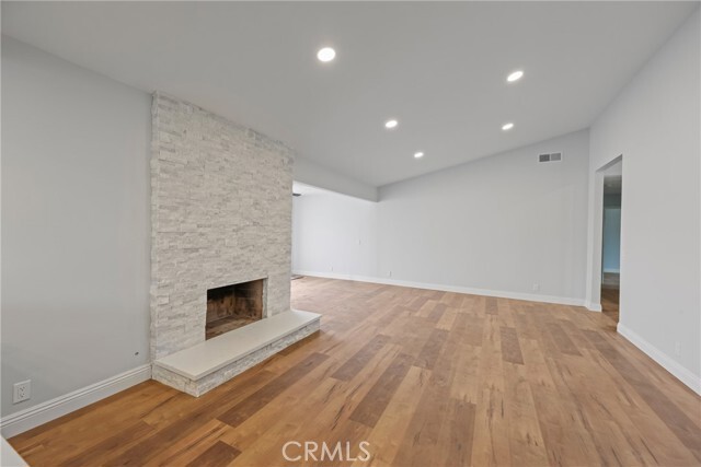 Building Photo - 1624 Cordova Ave