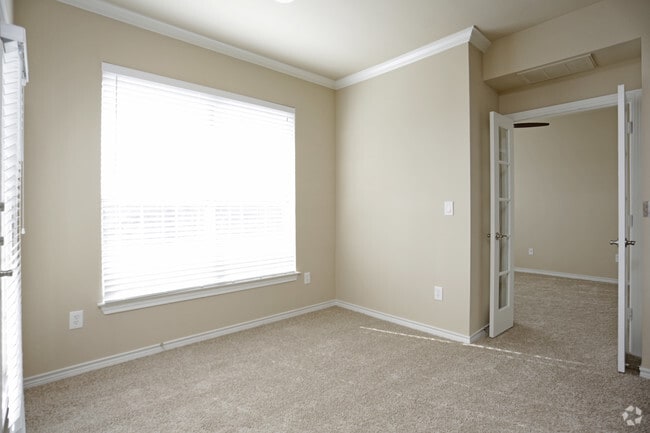 2BR,1BA - 938SF - DINING AREA - The Brazos