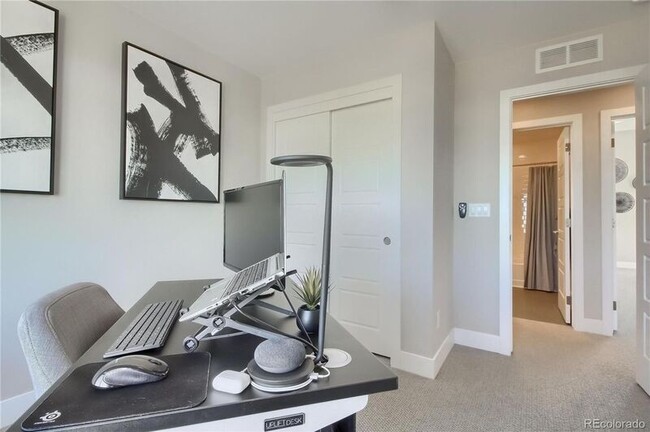 Building Photo - 5692 N Emporia St