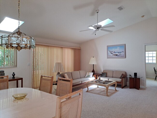 Building Photo - BEACHSIDE NSB FURNISHED RENTAL AVAILABLE MONTHLY!