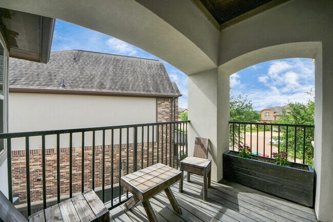 Building Photo - 1110 Honey Rose Ct