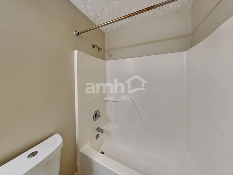 Building Photo - 2279 Halcyon Way