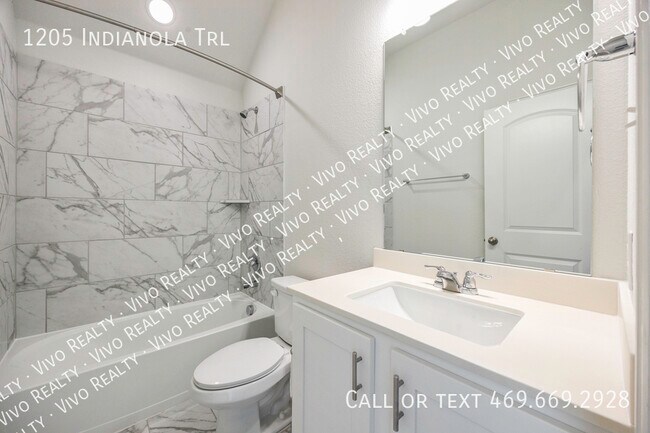 Building Photo - 1205 Indianola Trl