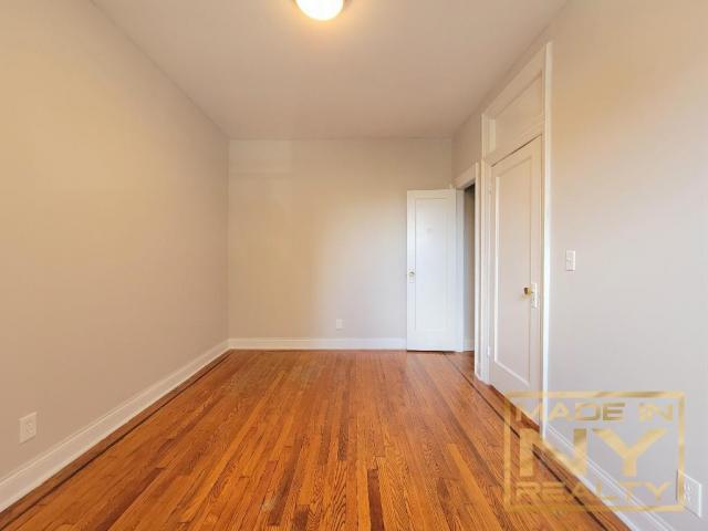 Building Photo - 1 bedroom in ASTORIA NY 11106