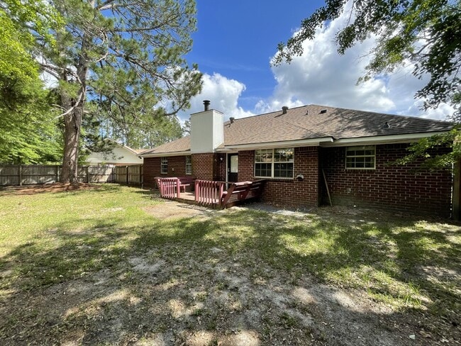 Building Photo - Home For Rent