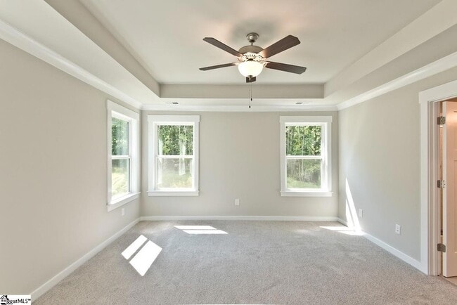 Building Photo - 100 Evergrace Wy